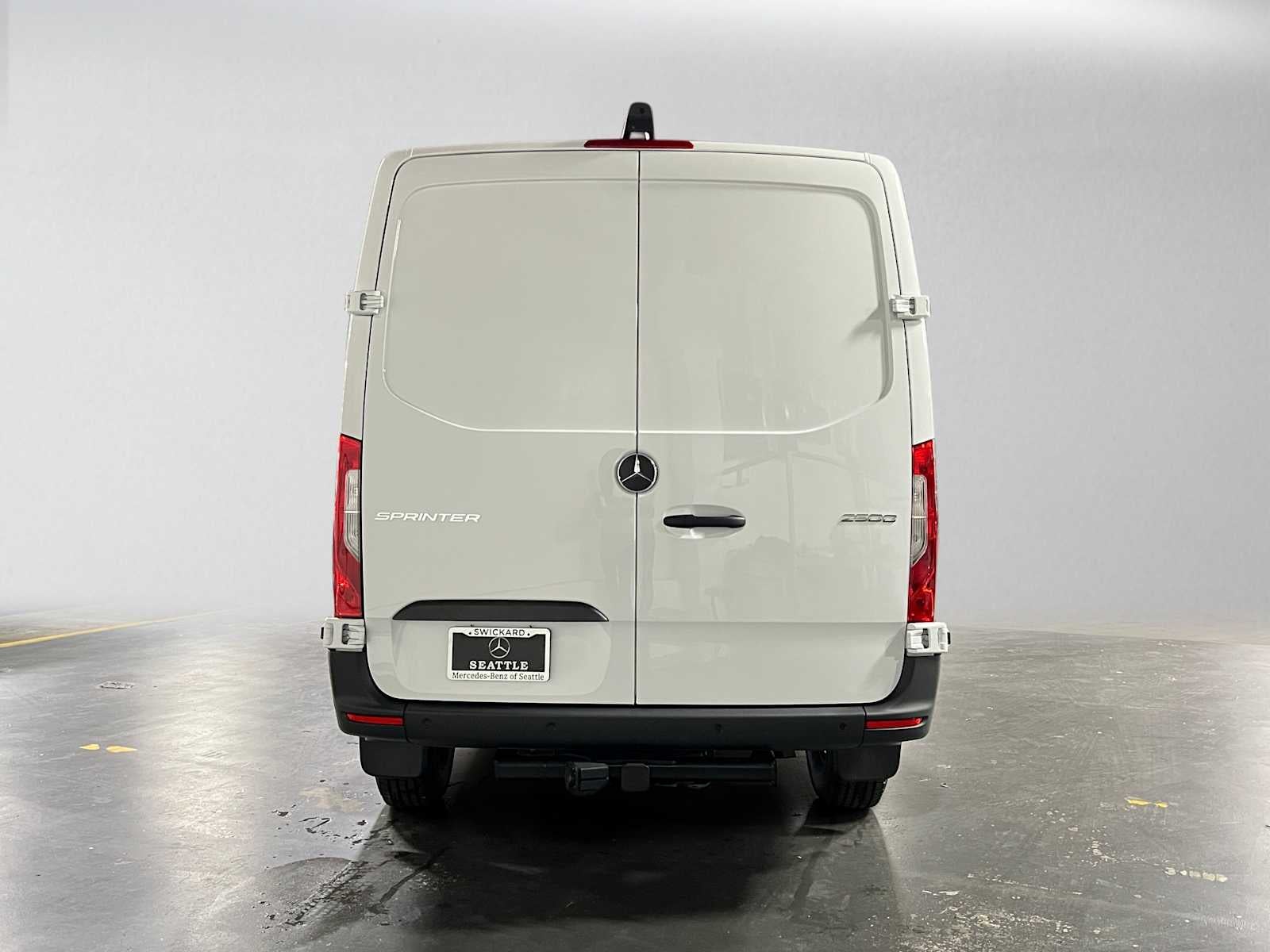 2026 Mercedes-Benz Sprinter Cargo 2500 Standard Roof I4 Diesel 144 RWD