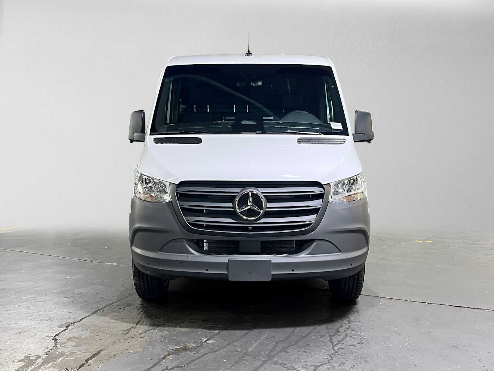 2026 Mercedes-Benz Sprinter Cargo 2500 Standard Roof I4 Diesel 144 RWD