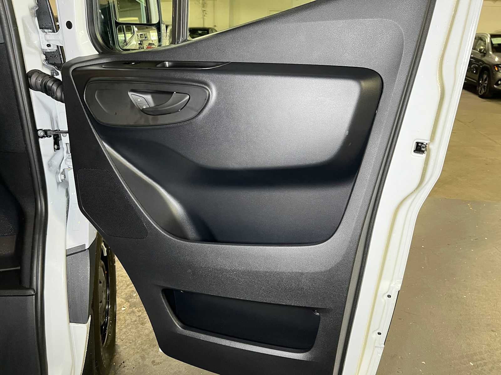 2026 Mercedes-Benz Sprinter Cargo 2500 Standard Roof I4 Diesel 144 RWD