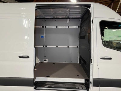 2026 Mercedes-Benz Sprinter Cargo 2500 Standard Roof I4 Diesel 144 RWD