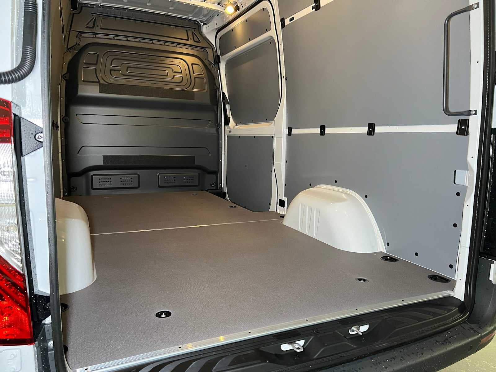2026 Mercedes-Benz Sprinter Cargo 2500 Standard Roof I4 Diesel 144 RWD
