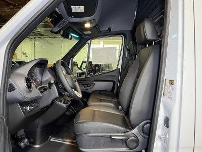 2026 Mercedes-Benz Sprinter Cargo 2500 Standard Roof I4 Diesel 144 RWD