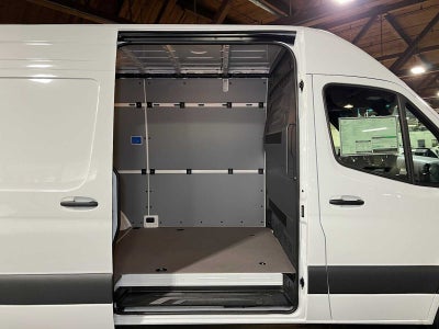 2026 Mercedes-Benz Sprinter Cargo 2500 Standard Roof I4 Diesel 144 RWD