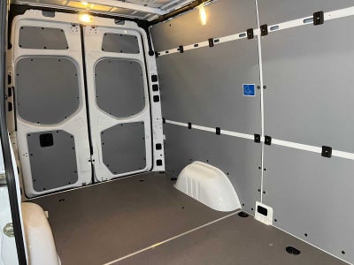 2026 Mercedes-Benz Sprinter Cargo 2500 Standard Roof I4 Diesel 144 RWD