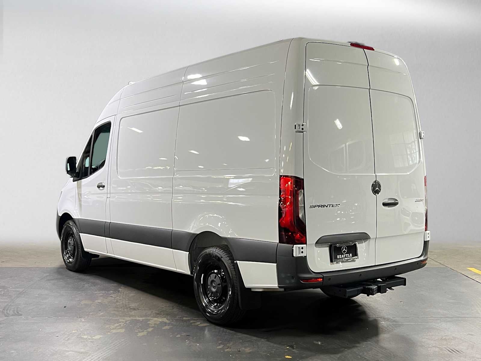 2026 Mercedes-Benz Sprinter Cargo 2500 Standard Roof I4 Diesel 144 RWD