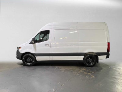 2026 Mercedes-Benz Sprinter Cargo 2500 Standard Roof I4 Diesel 144 RWD