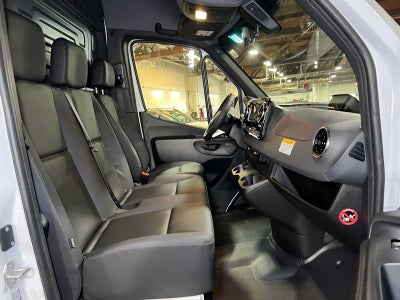 2026 Mercedes-Benz Sprinter Cargo 2500 Standard Roof I4 Diesel 144 RWD