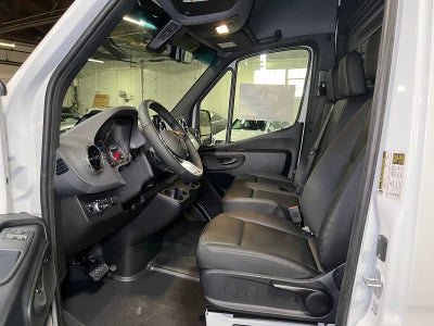 2026 Mercedes-Benz Sprinter Cargo 2500 Standard Roof I4 Diesel 144 RWD