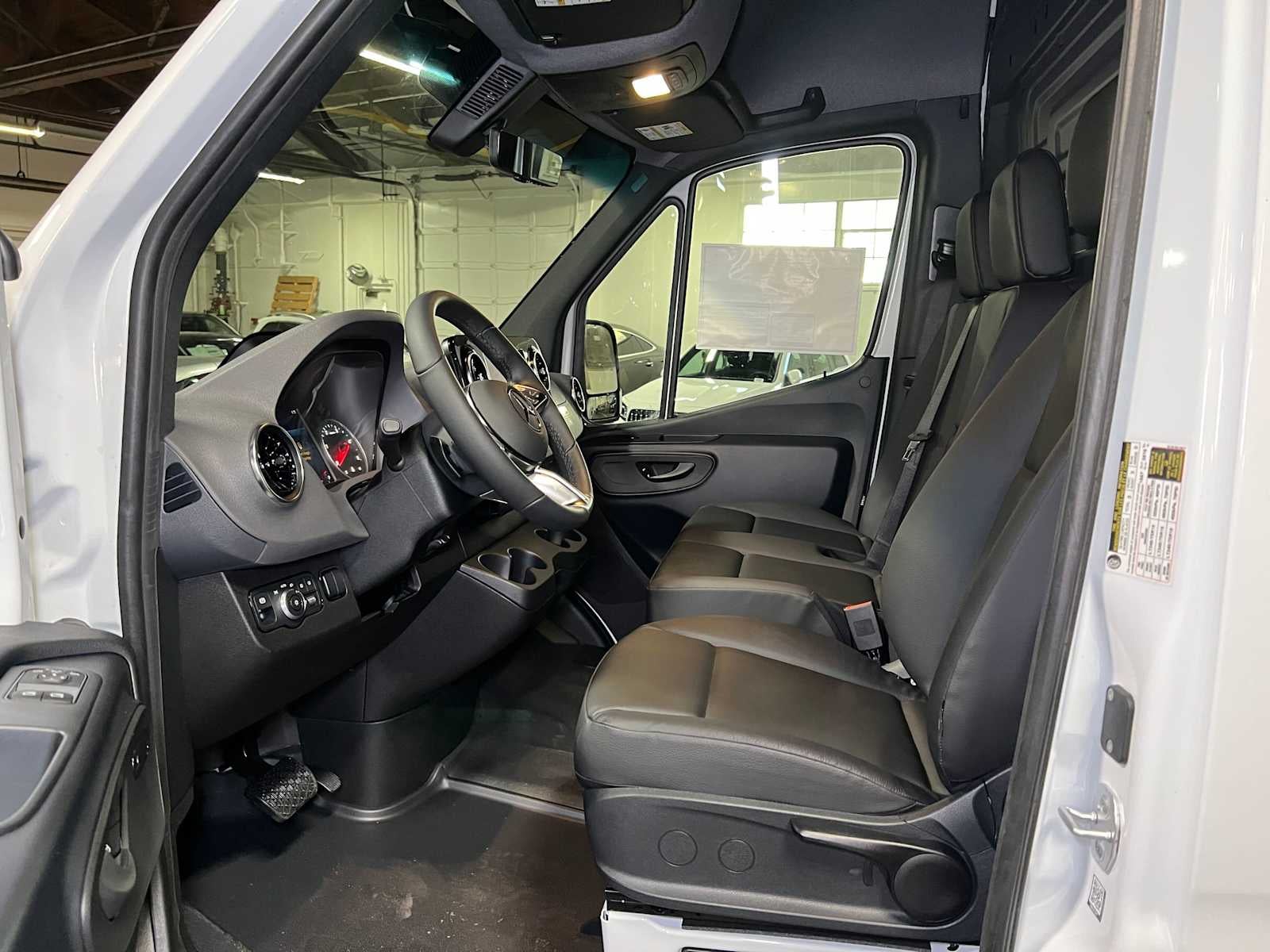 2026 Mercedes-Benz Sprinter Cargo 2500 Standard Roof I4 Diesel 144 RWD