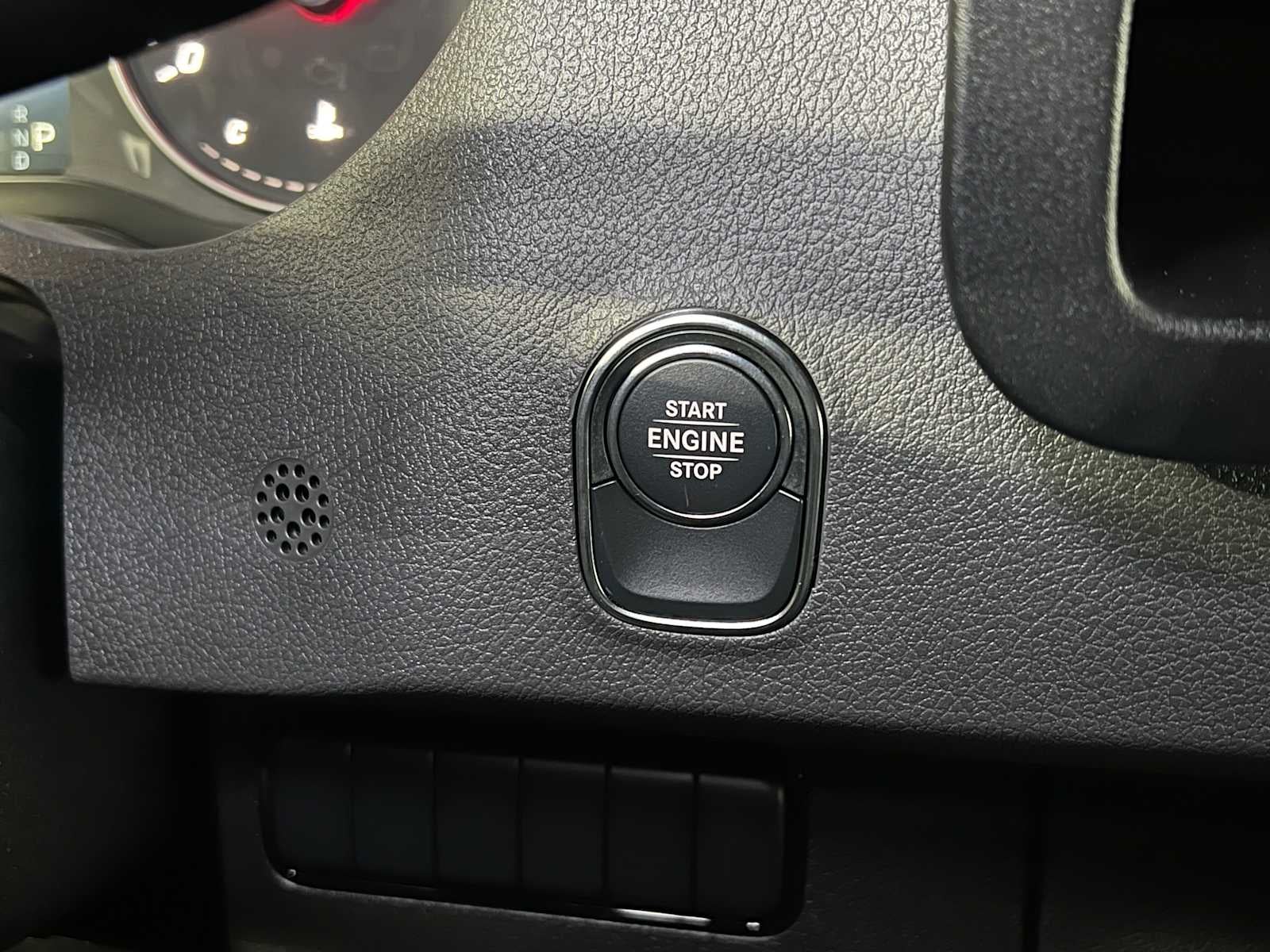 2025 Mercedes-Benz Sprinter Cargo Van 2500 Standard Roof I4 Diesel 144" RWD