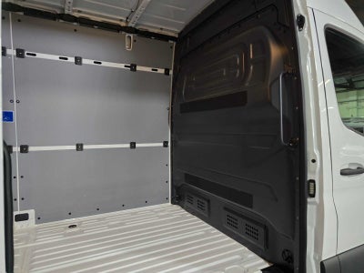 2025 Mercedes-Benz Sprinter Cargo Van 2500 Standard Roof I4 Diesel 144 RWD