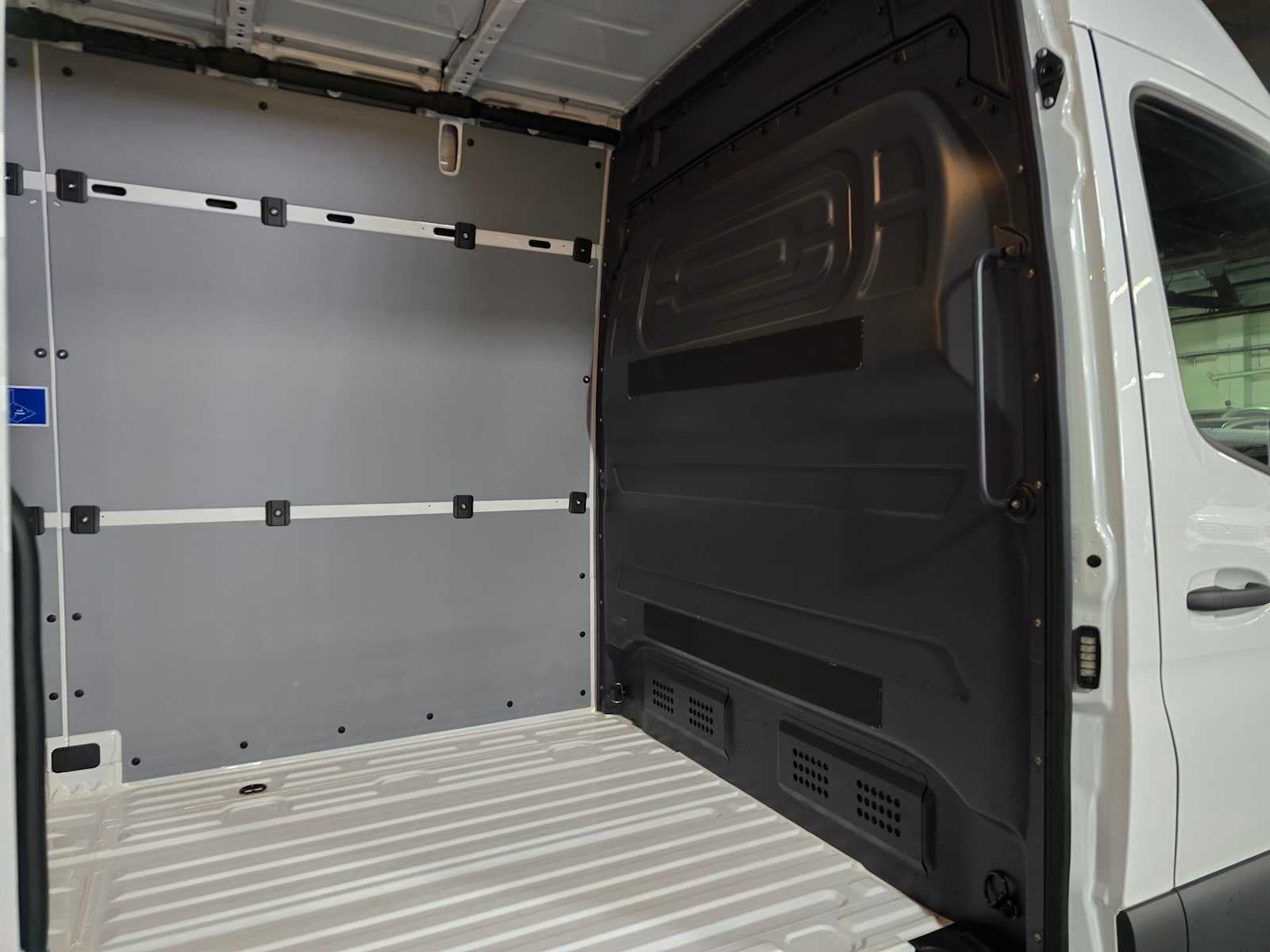 2025 Mercedes-Benz Sprinter Cargo Van 2500 Standard Roof I4 Diesel 144 RWD