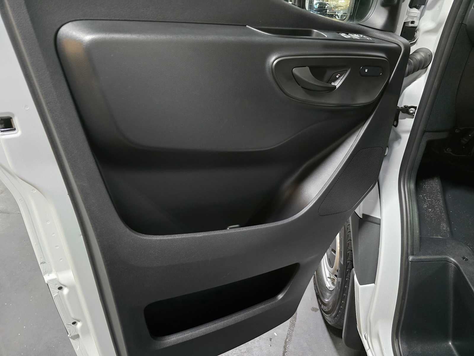 2025 Mercedes-Benz Sprinter Cargo Van 2500 Standard Roof I4 Diesel 144 RWD