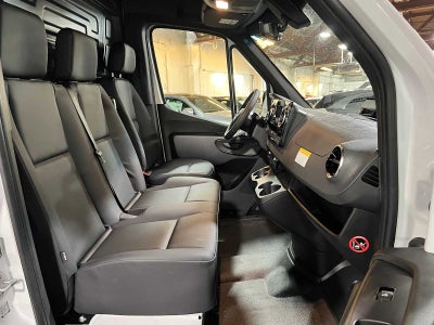2026 Mercedes-Benz Sprinter 2500 Standard Roof I4 Diesel 144 RWD
