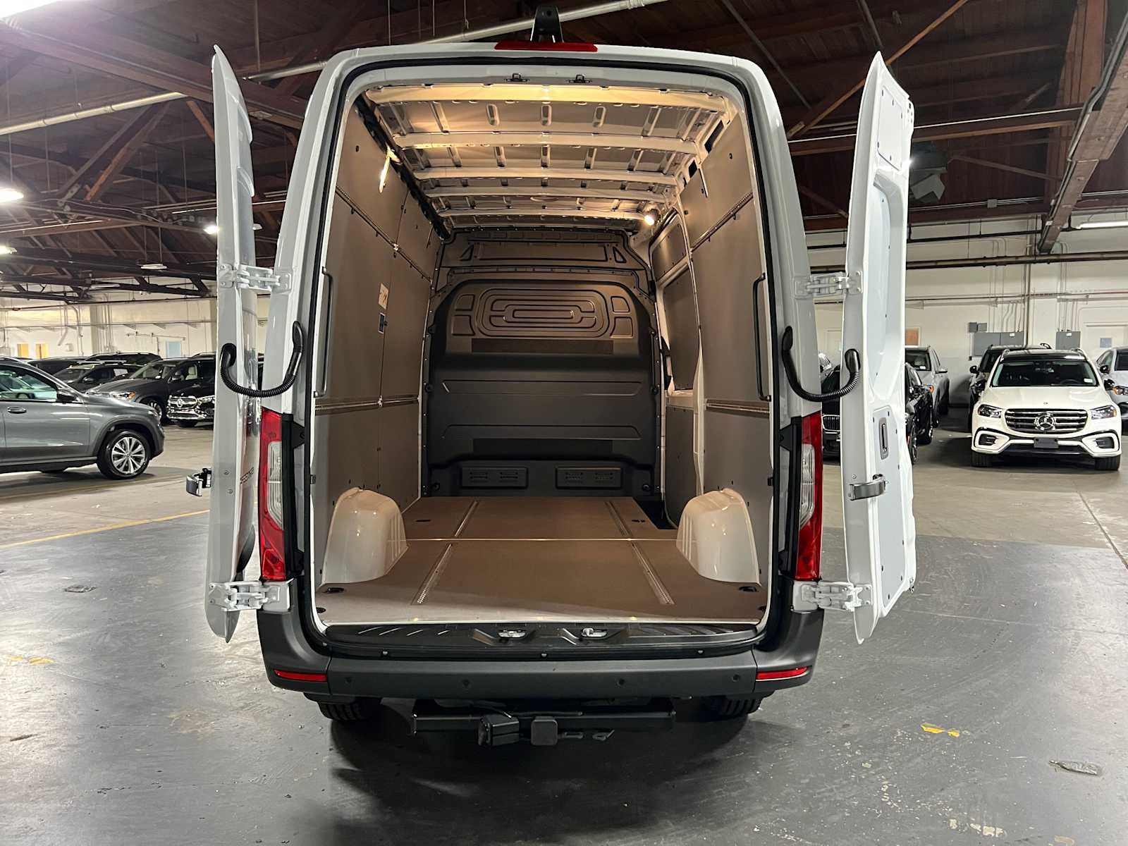 2026 Mercedes-Benz Sprinter 2500 Standard Roof I4 Diesel 144 RWD