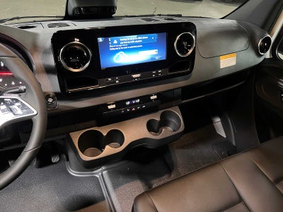 2026 Mercedes-Benz Sprinter 2500 Standard Roof I4 Diesel 144 RWD