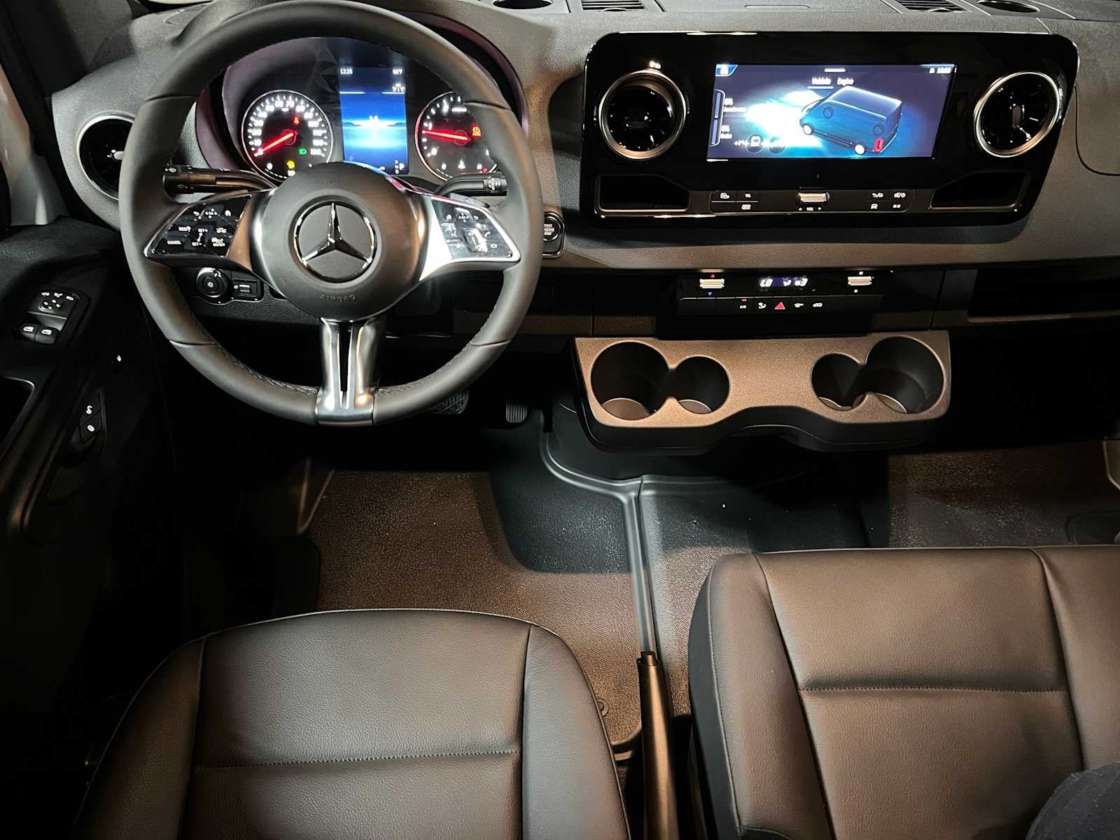 2026 Mercedes-Benz Sprinter 2500 Standard Roof I4 Diesel 144 RWD