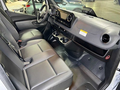 2026 Mercedes-Benz Sprinter Cargo 2500 Standard Roof I4 Diesel 144 RWD