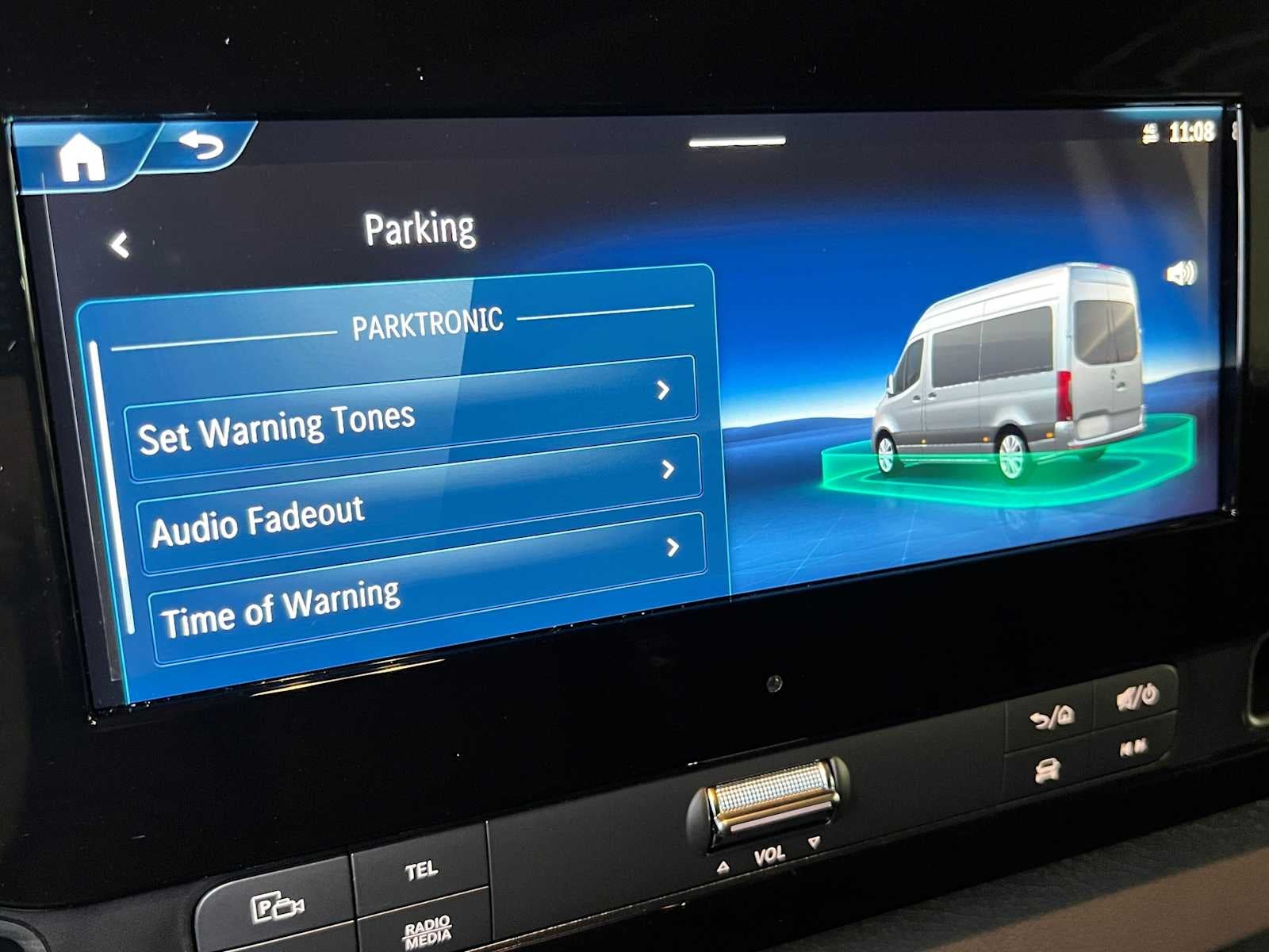 2026 Mercedes-Benz Sprinter Cargo 2500 Standard Roof I4 Diesel 144 RWD