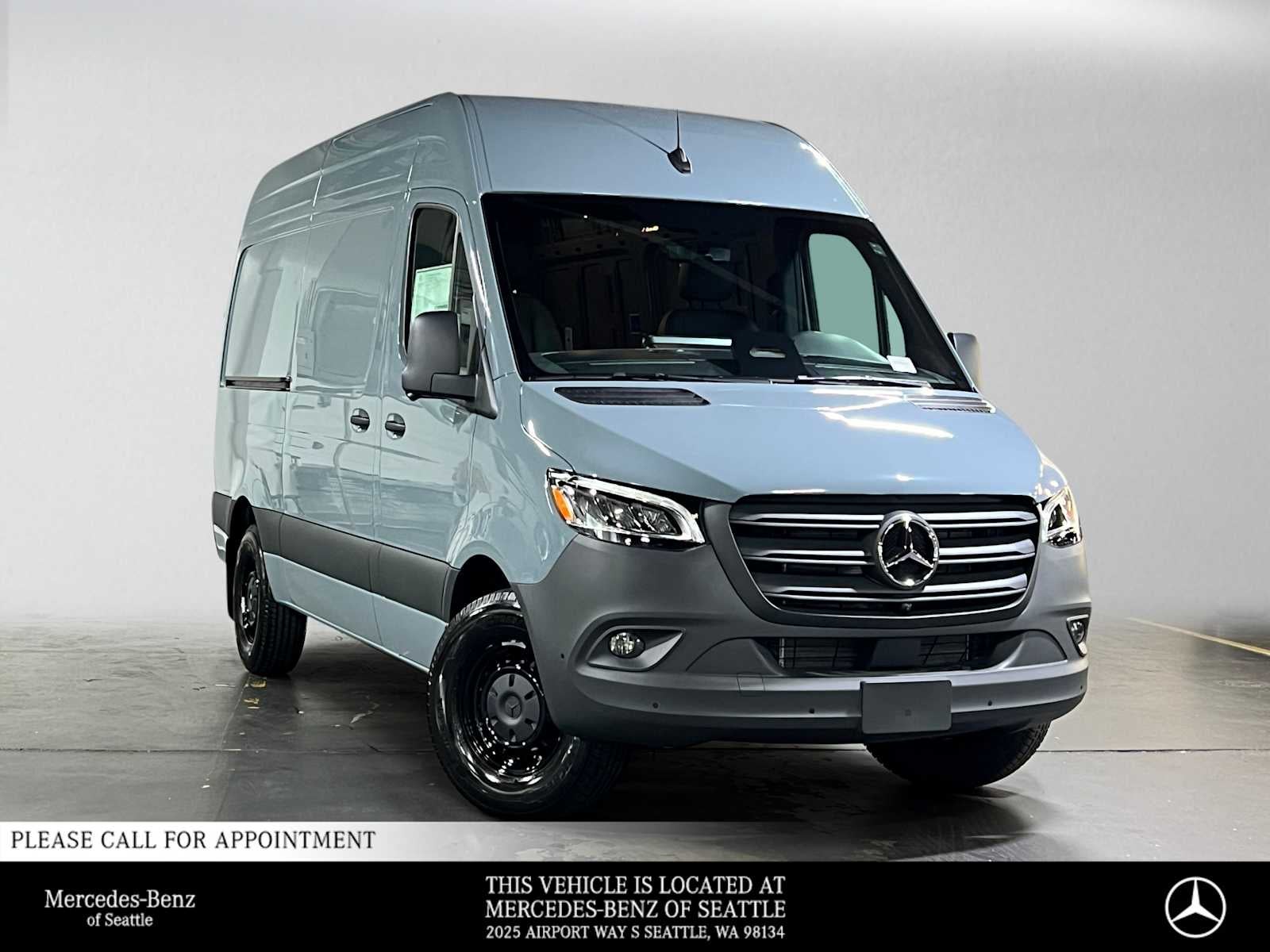 2026 Mercedes-Benz Sprinter Cargo 2500 Standard Roof I4 Diesel 144 RWD