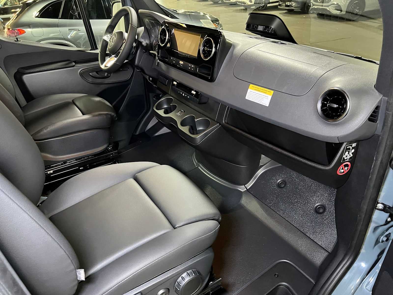 2026 Mercedes-Benz Sprinter Cargo 2500 Standard Roof I4 Diesel 144 RWD