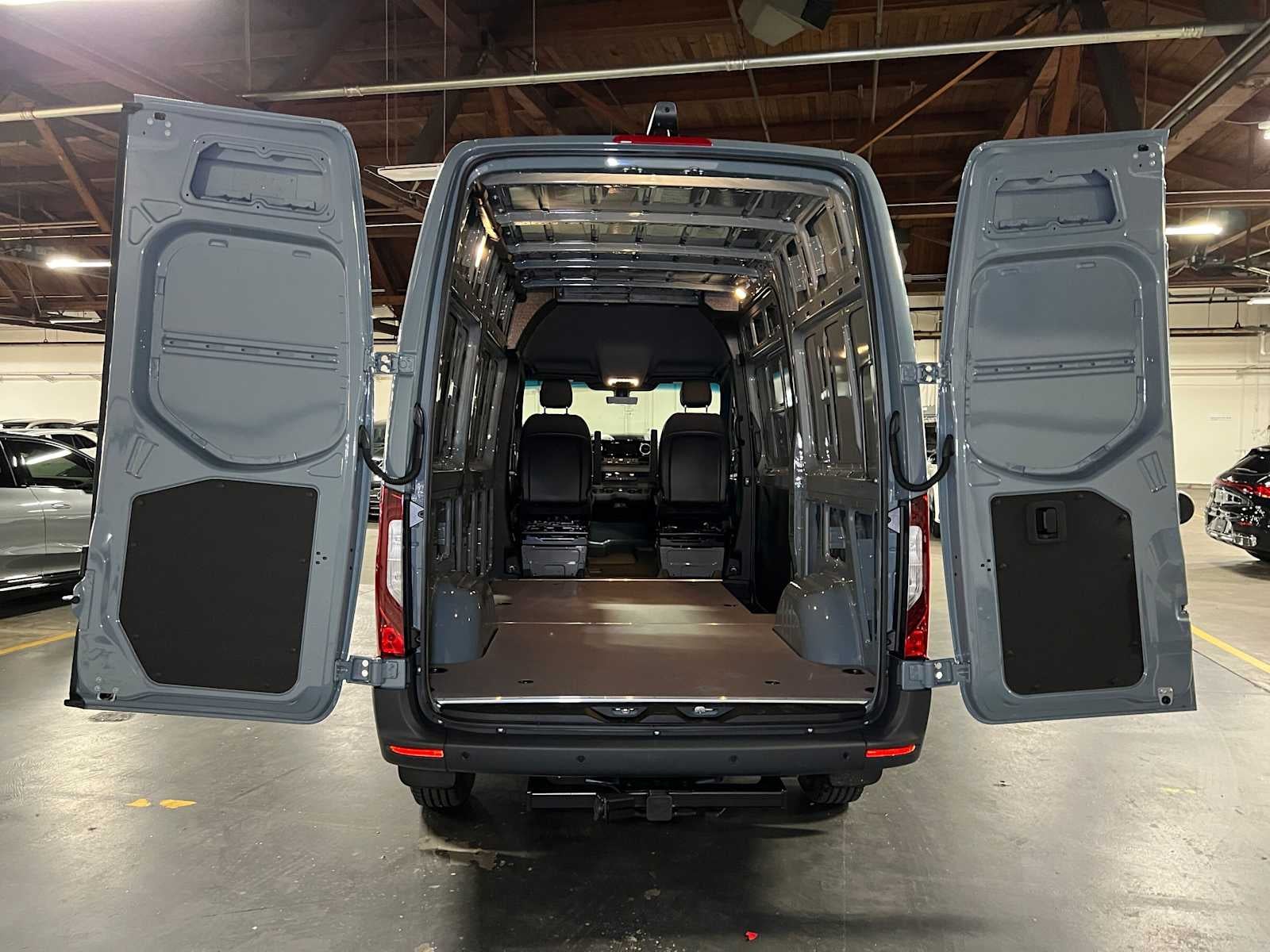2026 Mercedes-Benz Sprinter Cargo 2500 Standard Roof I4 Diesel 144 RWD