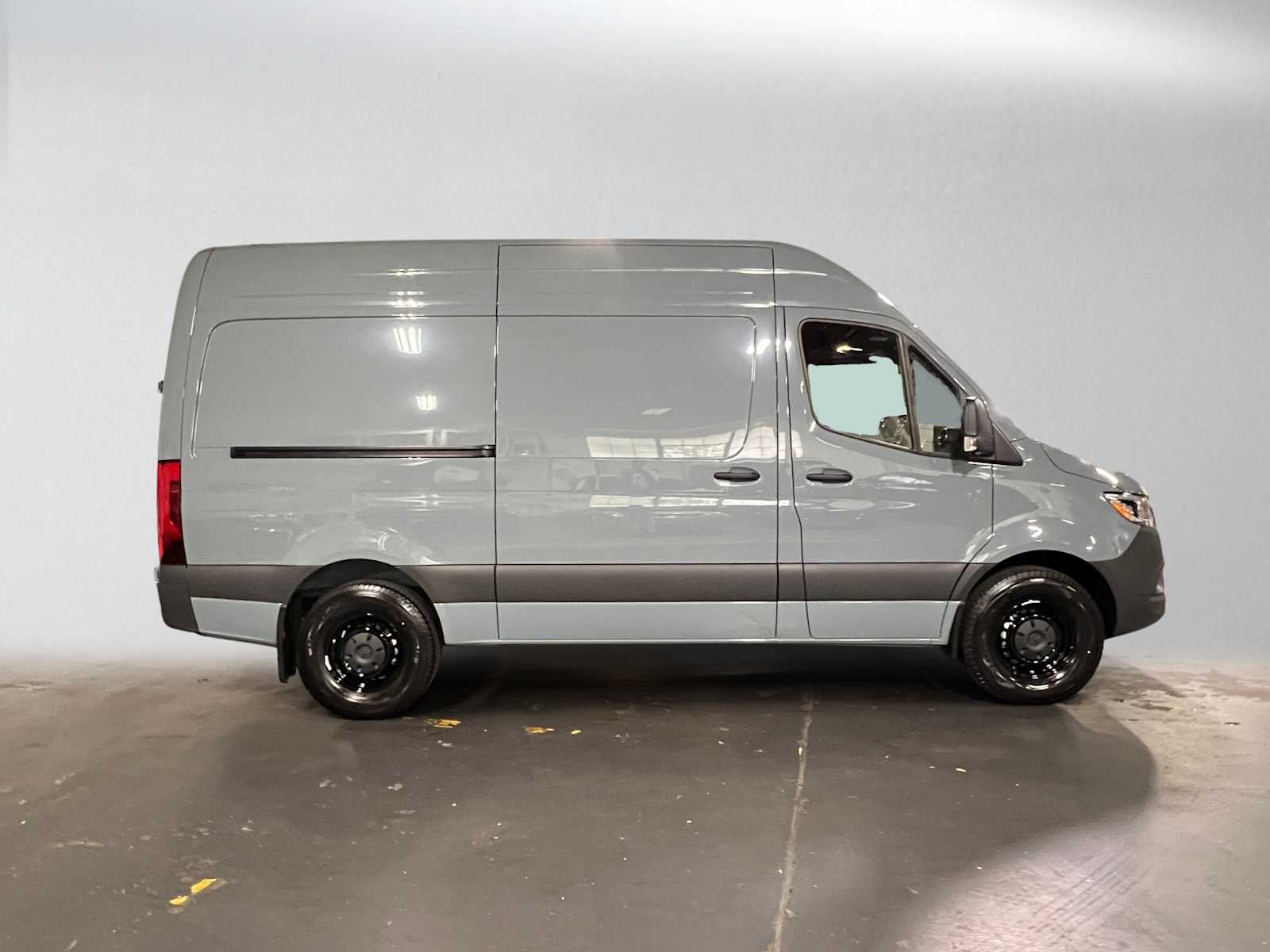 2026 Mercedes-Benz Sprinter Cargo 2500 Standard Roof I4 Diesel 144 RWD