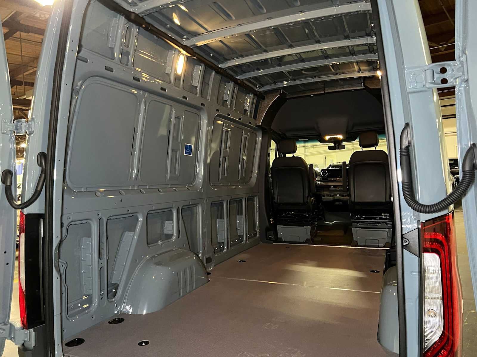 2026 Mercedes-Benz Sprinter Cargo 2500 Standard Roof I4 Diesel 144 RWD