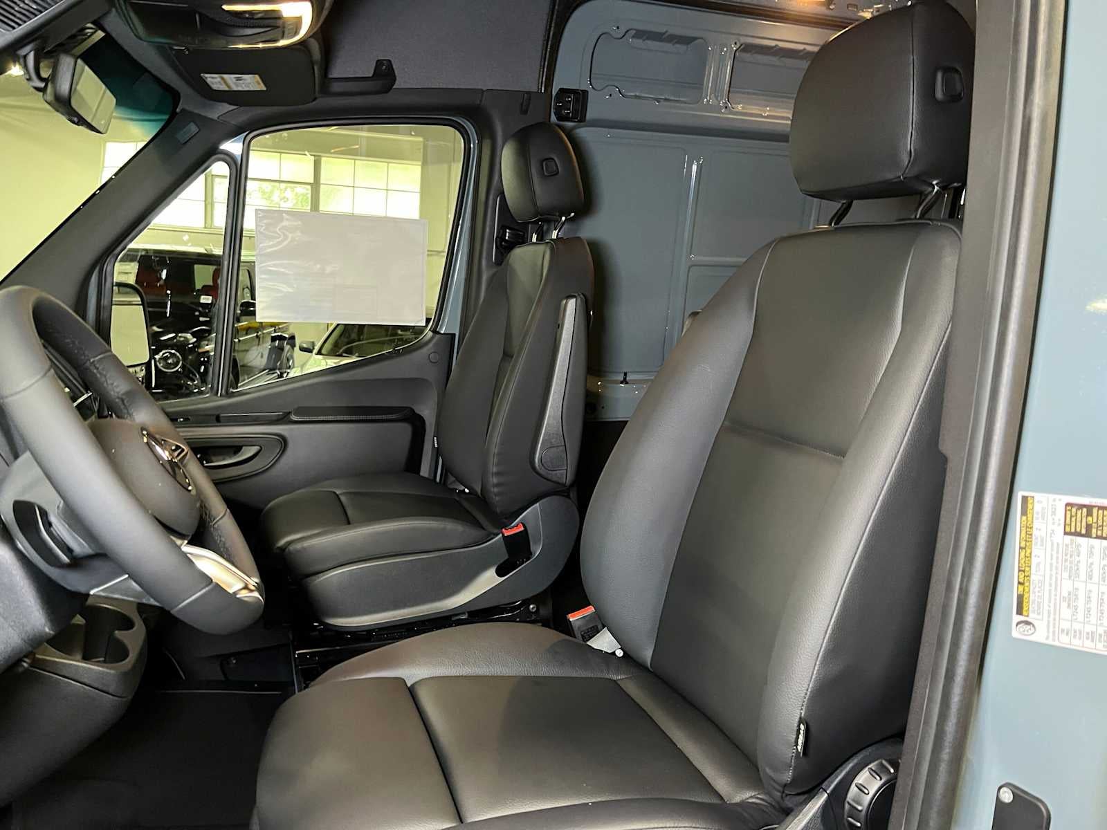 2026 Mercedes-Benz Sprinter Cargo 2500 Standard Roof I4 Diesel 144 RWD