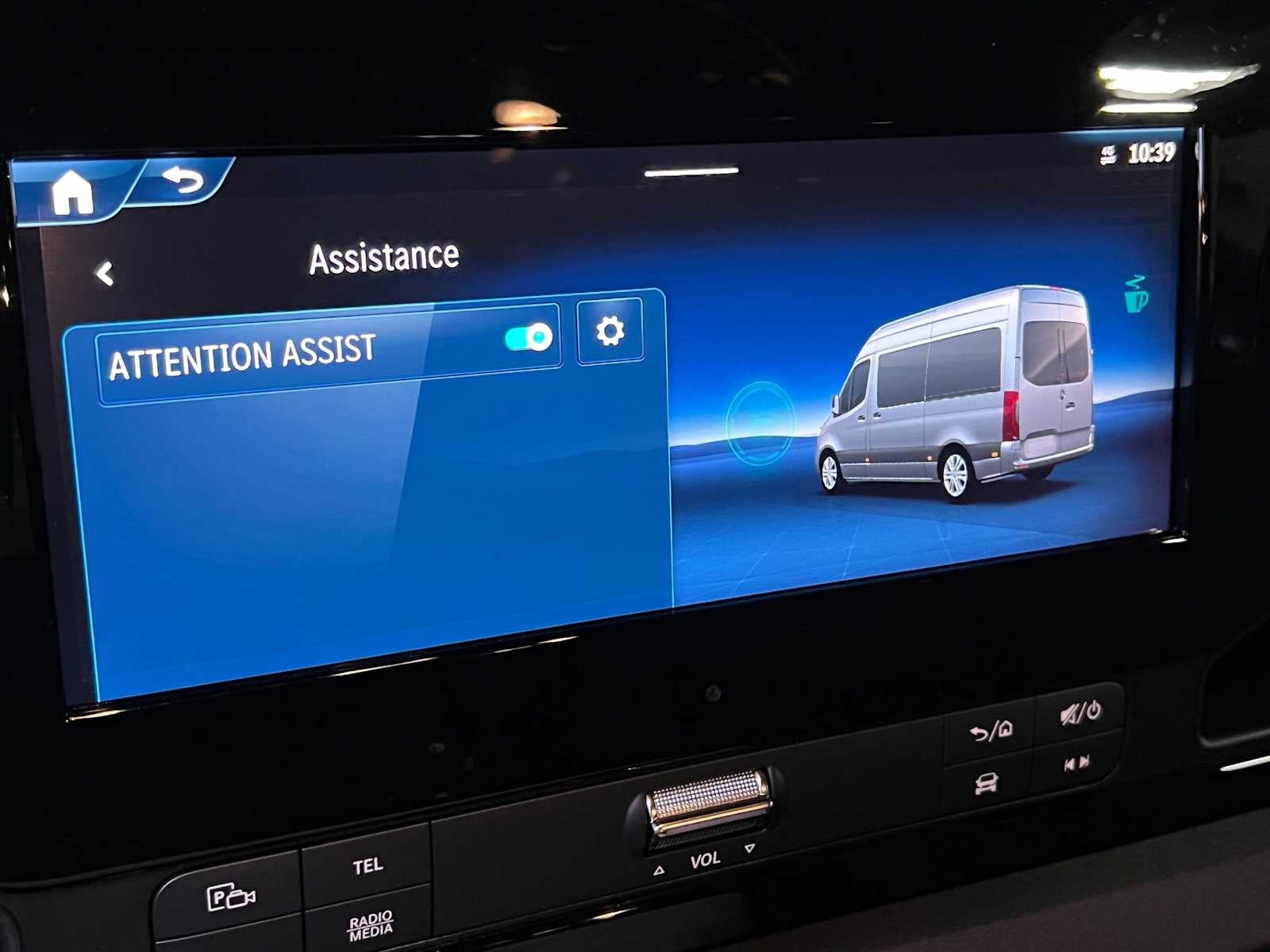 2026 Mercedes-Benz Sprinter Cargo 2500 Standard Roof I4 Diesel 144 RWD