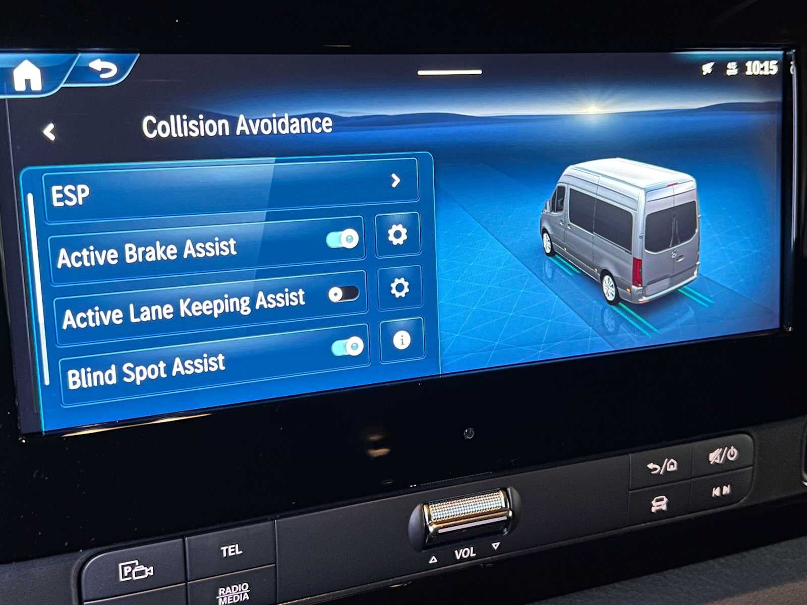 2026 Mercedes-Benz Sprinter 2500 Standard Roof I4 Diesel 144 RWD