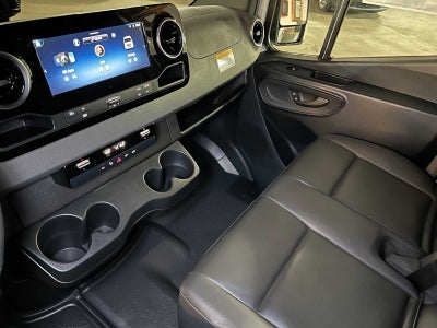 2026 Mercedes-Benz Sprinter 2500 Standard Roof I4 Diesel 144 RWD