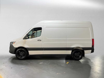 2026 Mercedes-Benz Sprinter 2500 Standard Roof I4 Diesel 144 RWD