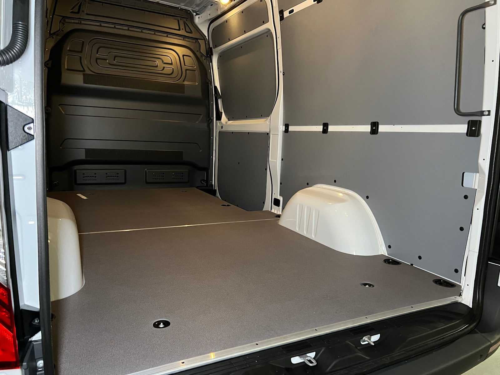 2026 Mercedes-Benz Sprinter Cargo 2500 Standard Roof I4 Diesel 144 RWD
