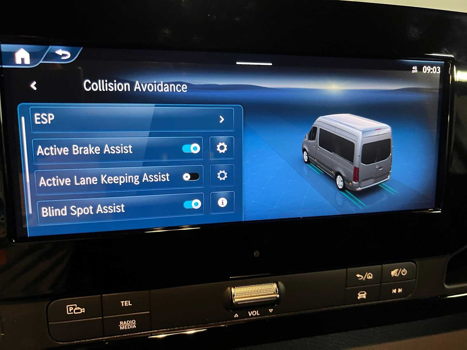 2026 Mercedes-Benz Sprinter Cargo 2500 Standard Roof I4 Diesel 144 RWD