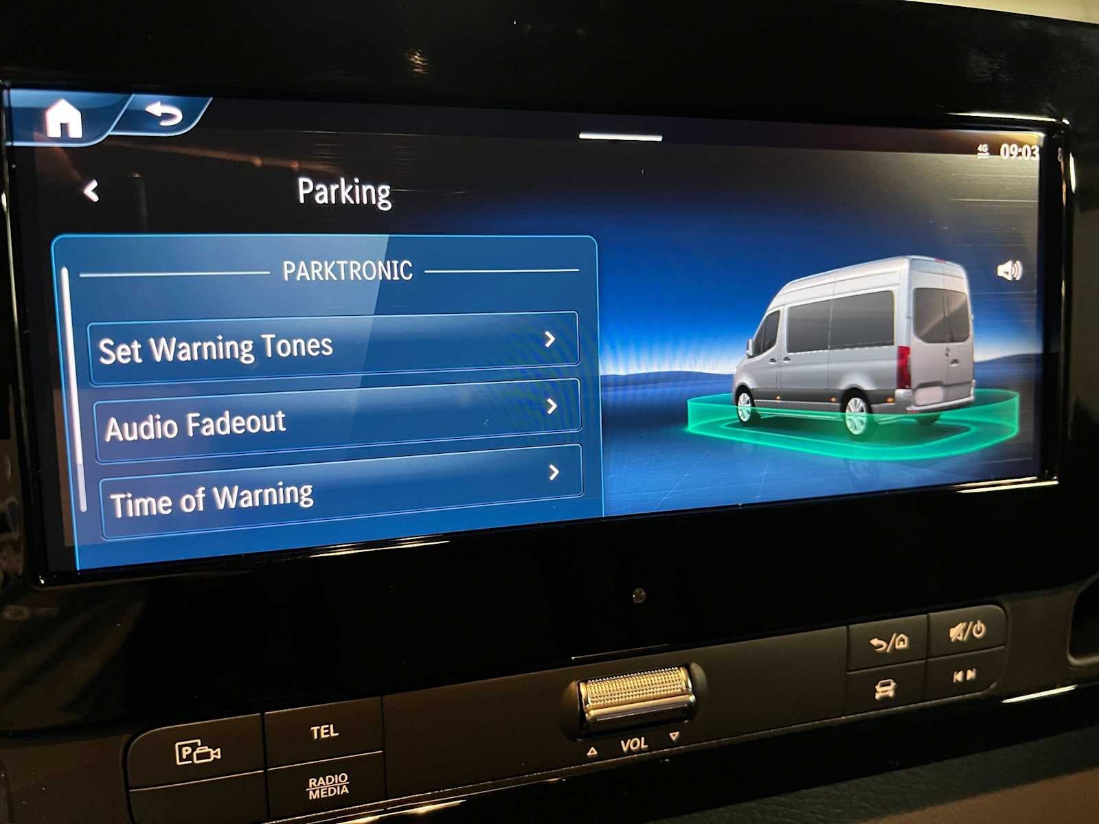 2026 Mercedes-Benz Sprinter Cargo 2500 Standard Roof I4 Diesel 144 RWD