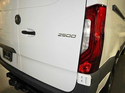 2026 Mercedes-Benz Sprinter Cargo 2500 Standard Roof I4 Diesel 144 RWD