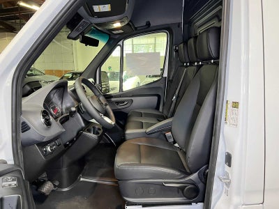 2026 Mercedes-Benz Sprinter Cargo 2500 Standard Roof I4 Diesel 144 RWD