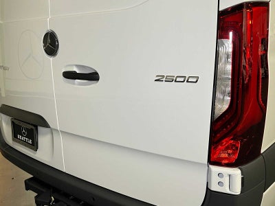 2026 Mercedes-Benz Sprinter Cargo 2500 Standard Roof I4 Diesel 144 RWD