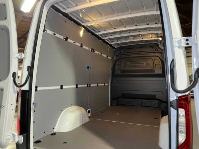 2026 Mercedes-Benz Sprinter Cargo 2500 Standard Roof I4 Diesel 144 RWD