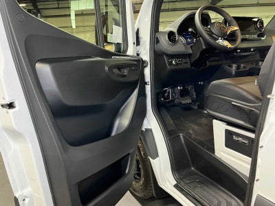 2026 Mercedes-Benz Sprinter Cargo 2500 Standard Roof I4 Diesel 144 RWD