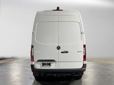 2026 Mercedes-Benz Sprinter Cargo 2500 Standard Roof I4 Diesel 144 RWD