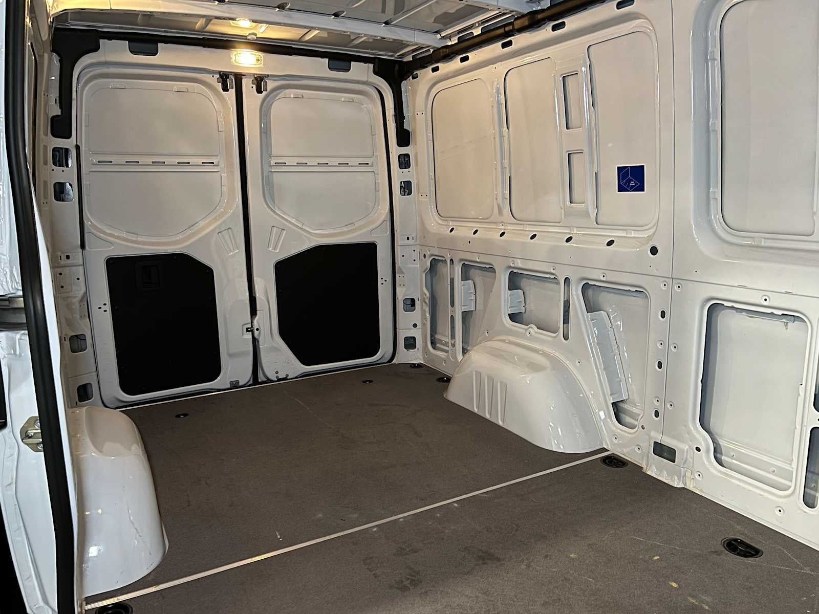 2025 Mercedes-Benz Sprinter Cargo Van 2500 Standard Roof I4 Diesel 144" RWD