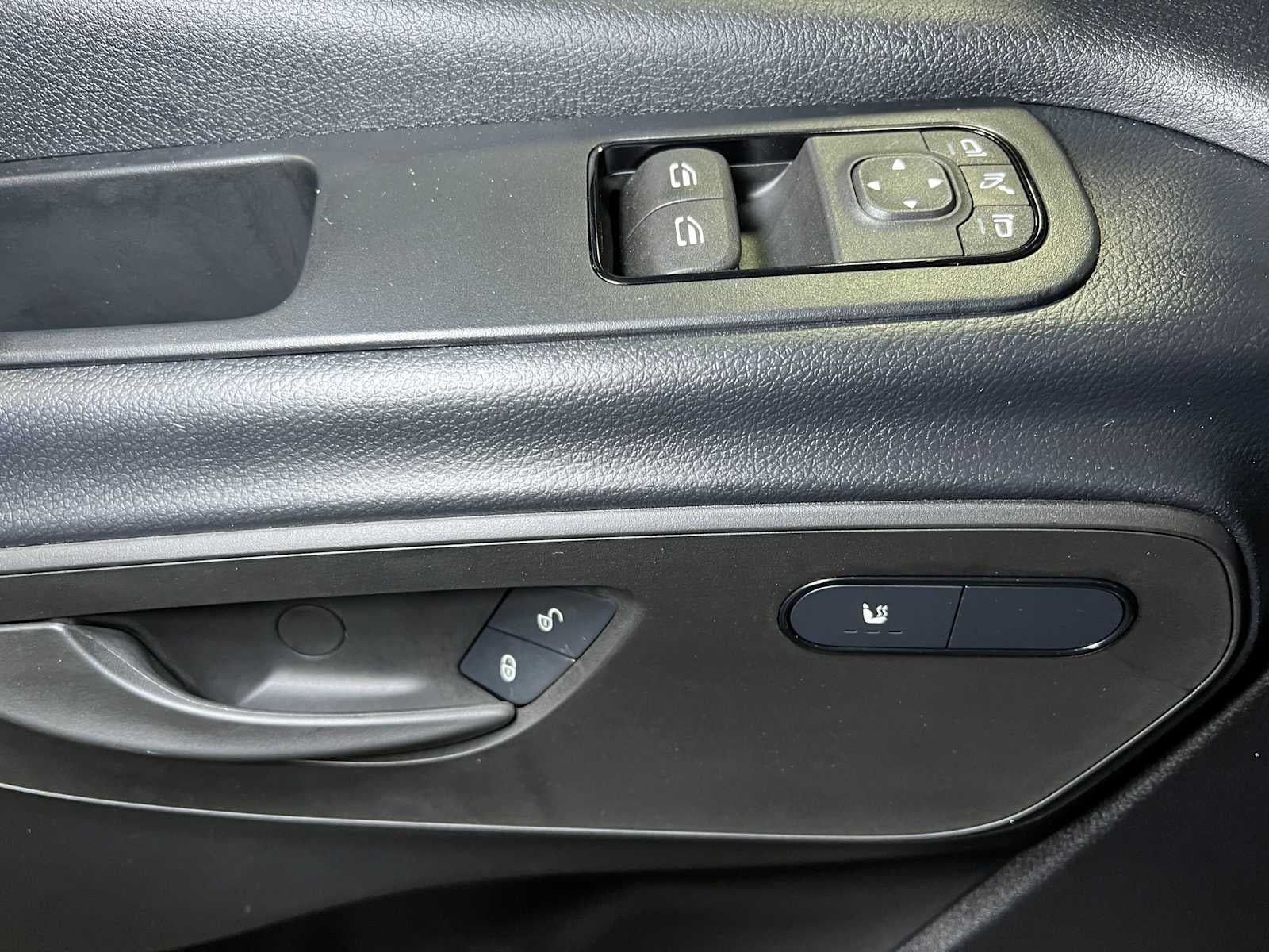 2025 Mercedes-Benz Sprinter Cargo Van 2500 Standard Roof I4 Diesel 144" RWD