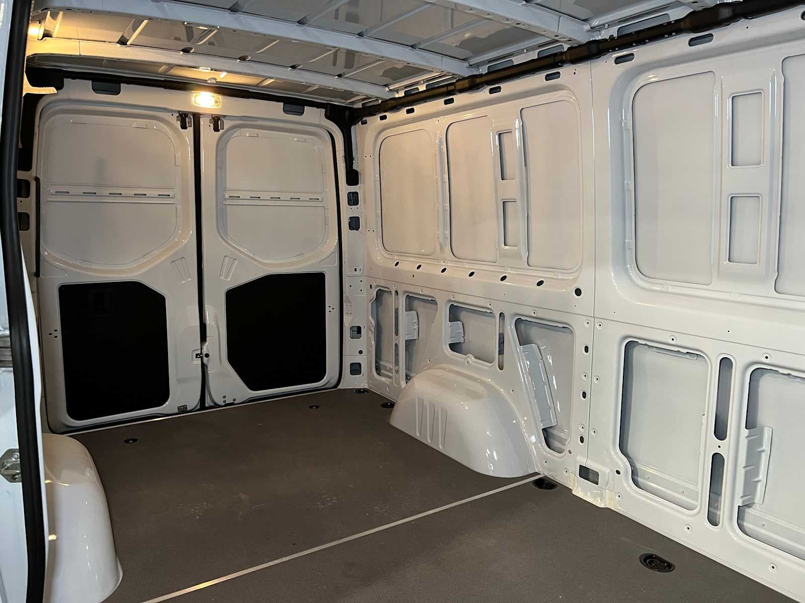 2025 Mercedes-Benz Sprinter Cargo Van 2500 Standard Roof I4 Diesel 144" RWD