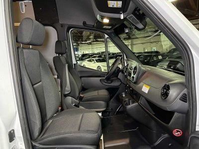 2025 Mercedes-Benz Sprinter Cargo Van 2500 Standard Roof I4 Diesel 144" RWD