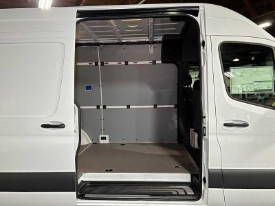 2025 Mercedes-Benz Sprinter Cargo Van 2500 Standard Roof I4 Diesel 144" RWD