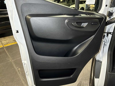 2025 Mercedes-Benz Sprinter Cargo Van 2500 Standard Roof I4 Diesel 144" RWD