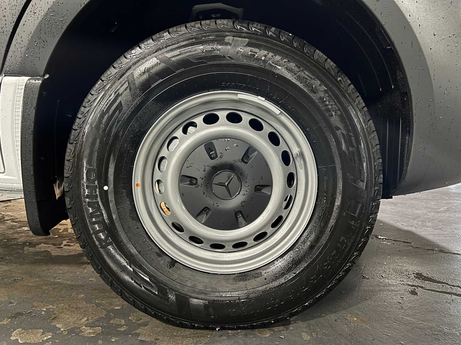 2025 Mercedes-Benz Sprinter Cargo Van 2500 Standard Roof I4 Diesel 144" RWD