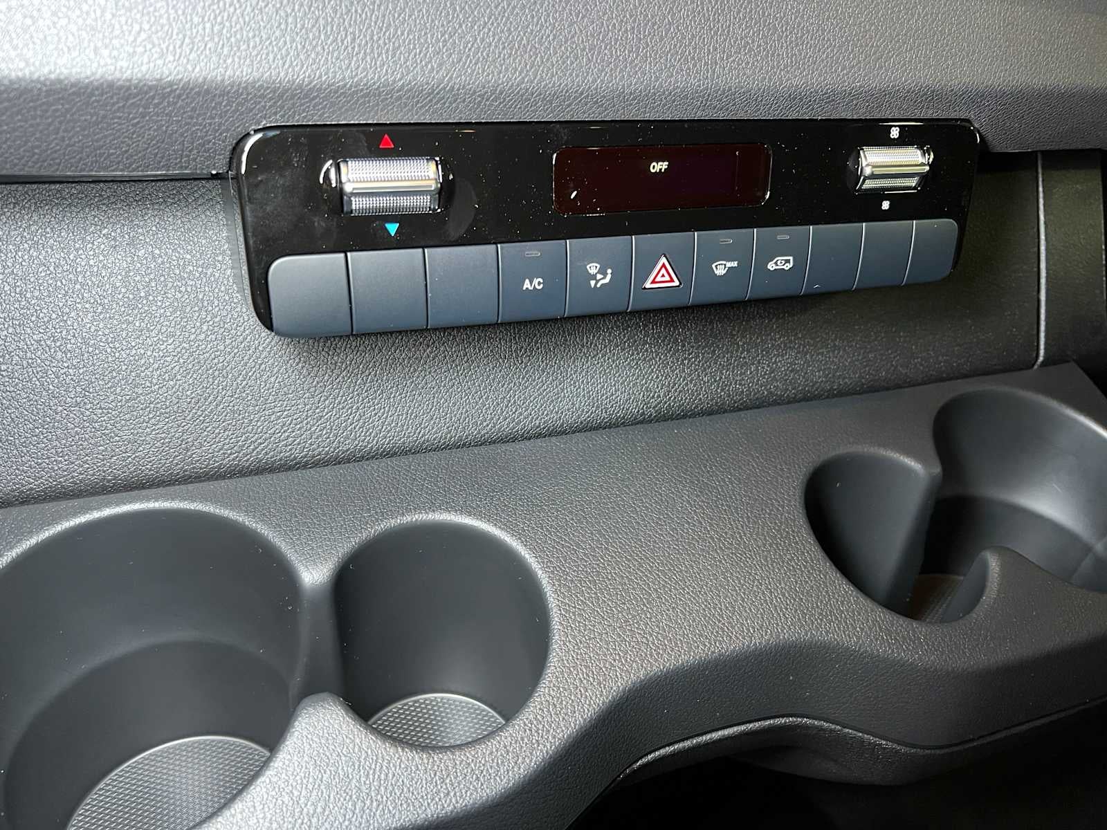 2025 Mercedes-Benz Sprinter Cargo Van 2500 Standard Roof I4 Diesel 144" RWD